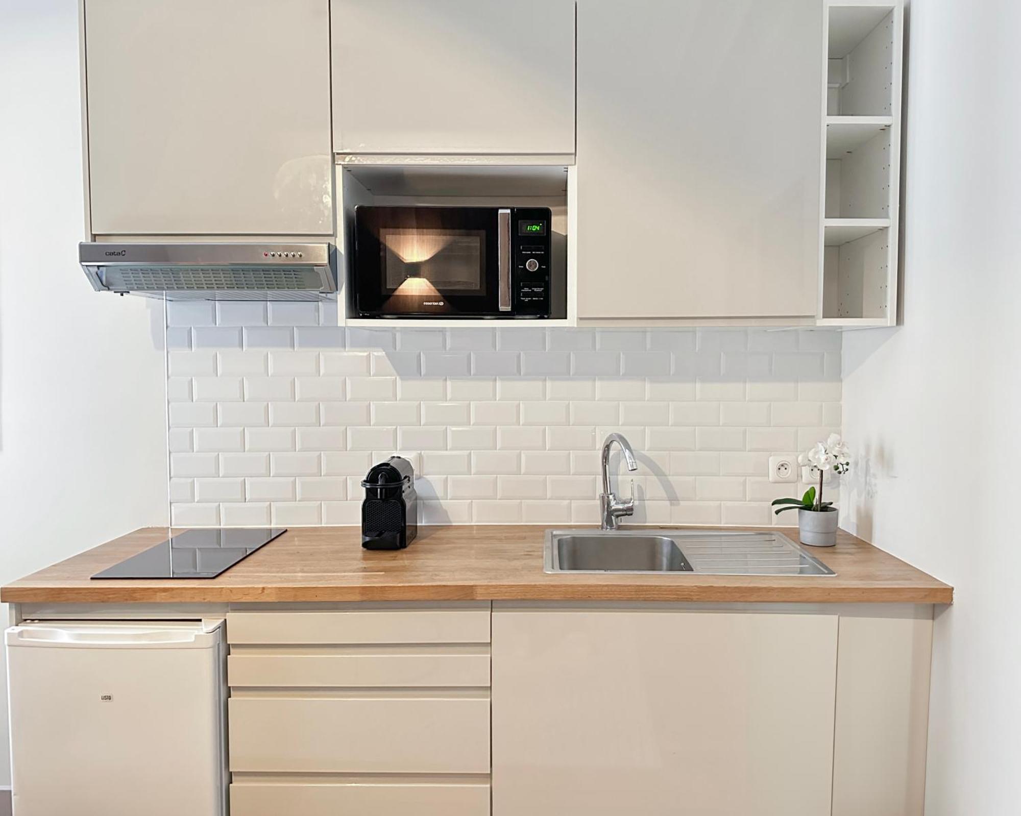 Апартаменты Unique Flat Near Louvre & Palais Royal Париж Экстерьер фото